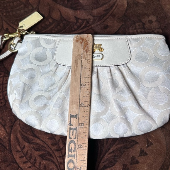 Coach Cream Clutch with Pleated Design - Picture 15 of 16